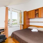 Apartment Feel Phili